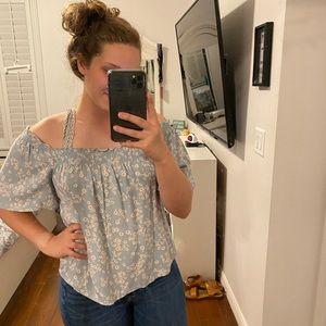 Off the shoulder cute floral light blue top!
